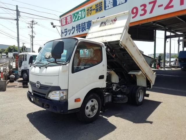 Hino Dutro