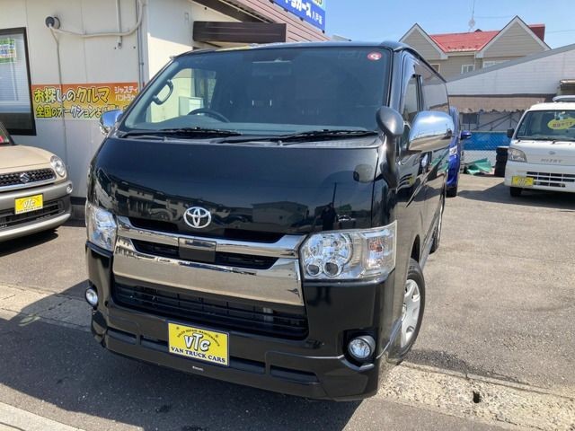 2019 Toyota Hiace V