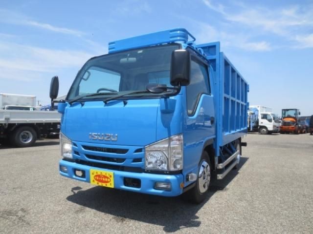 2016 Isuzu ELF