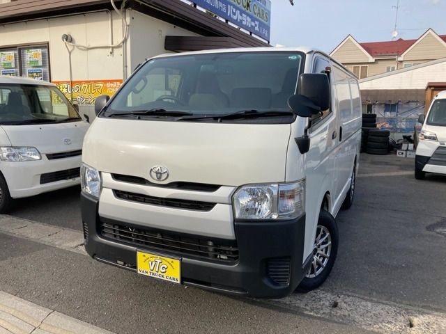 Toyota Hiace V