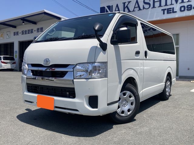Toyota Hiace V