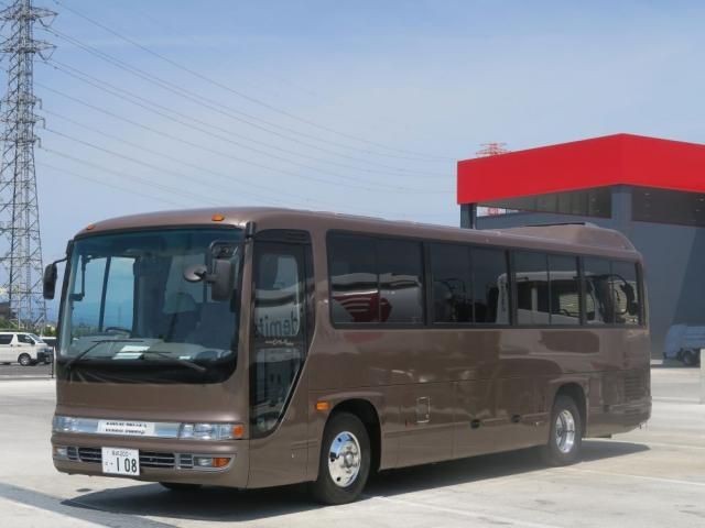 Isuzu Gala