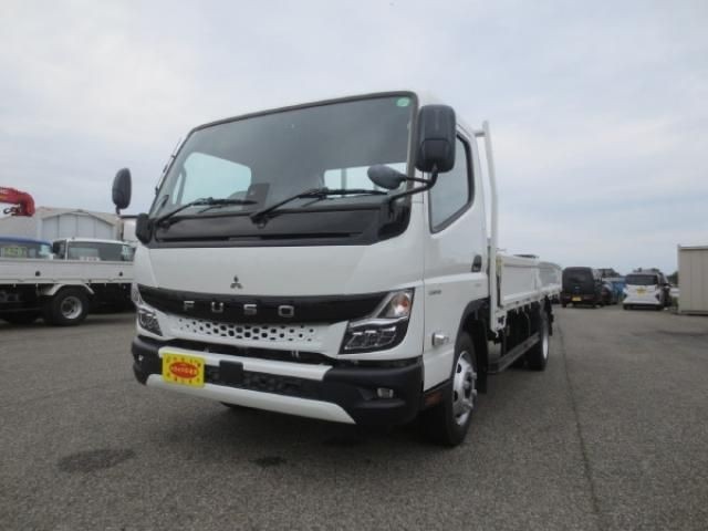 2024 Mitsubishi Canter T