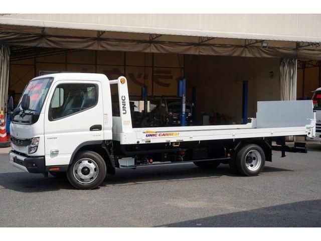 2024 Mitsubishi Canter T
