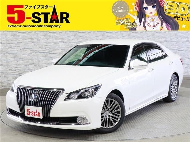 2013 Toyota Crown Majesta