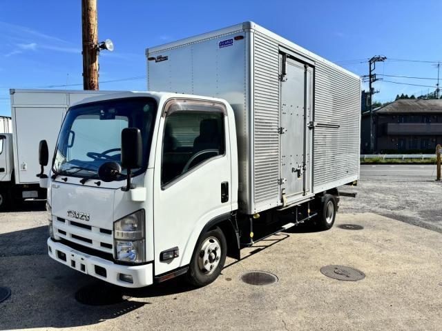 2013 Isuzu ELF