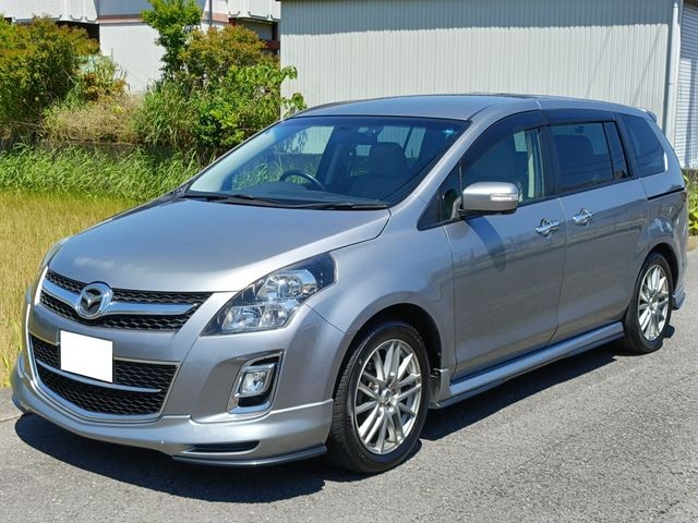 2016 Mazda MPV