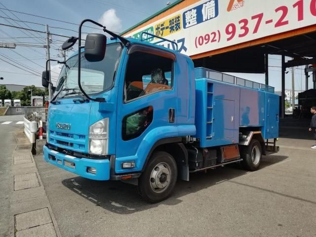 Isuzu Forward