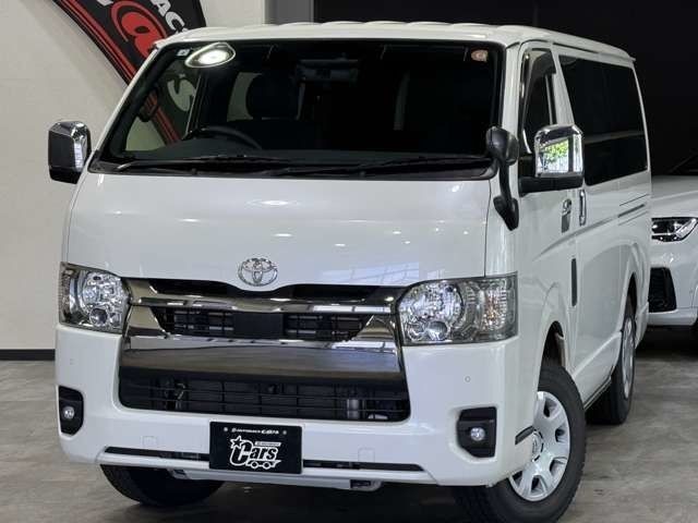 Toyota Hiace V