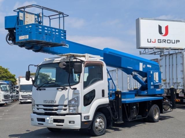 2016 Isuzu Forward