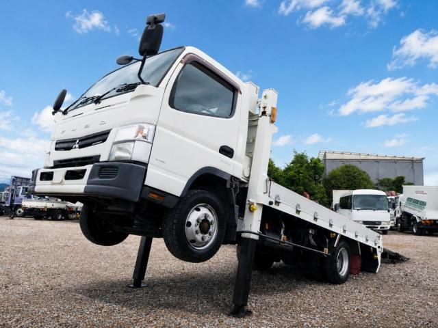 2014 Mitsubishi Canter T