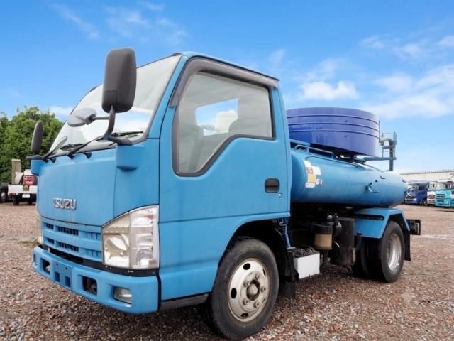 Isuzu ELF