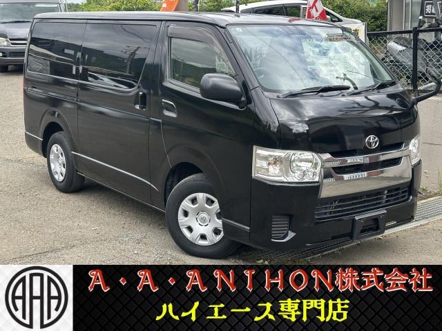 2019 Toyota Hiace V
