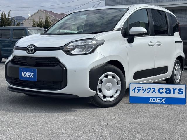 Toyota Sienta HV