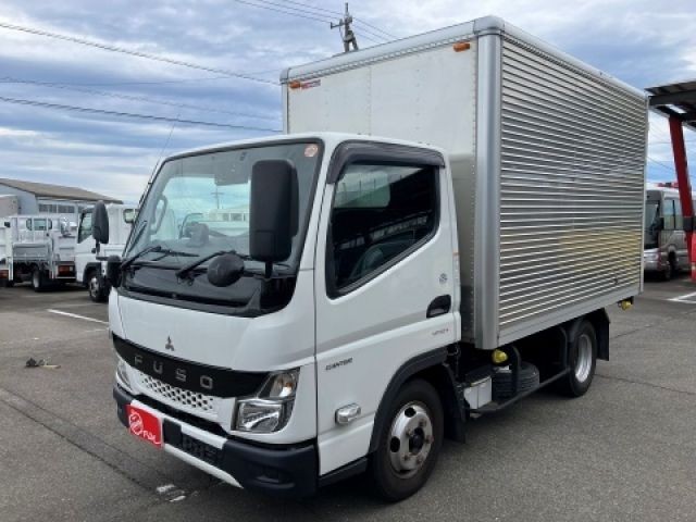 2021 Mitsubishi Canter T