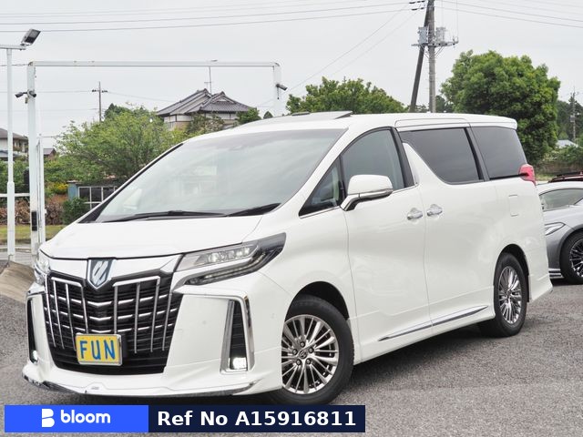 2022 Toyota Alphard HV