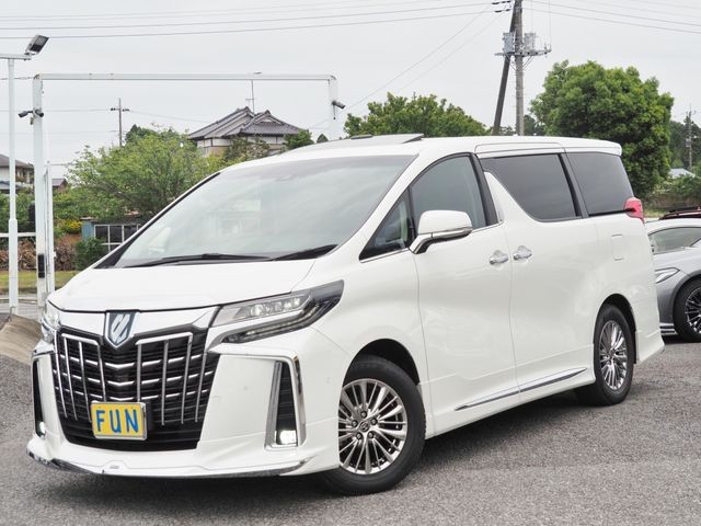 2022 Toyota Alphard HV