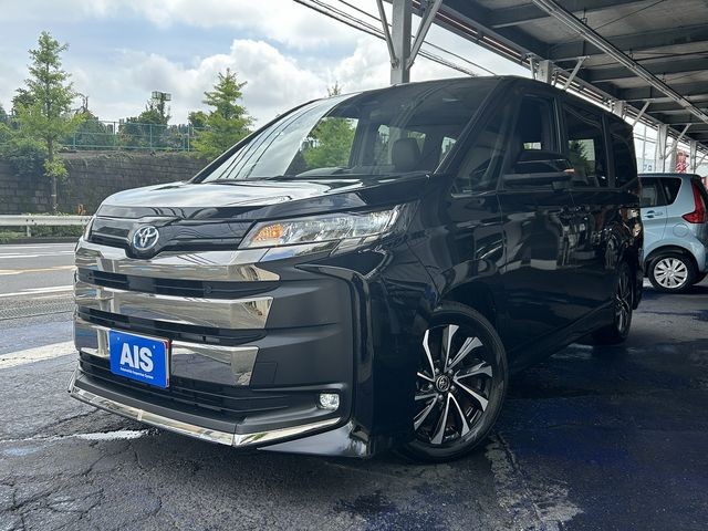 Toyota Noah HV