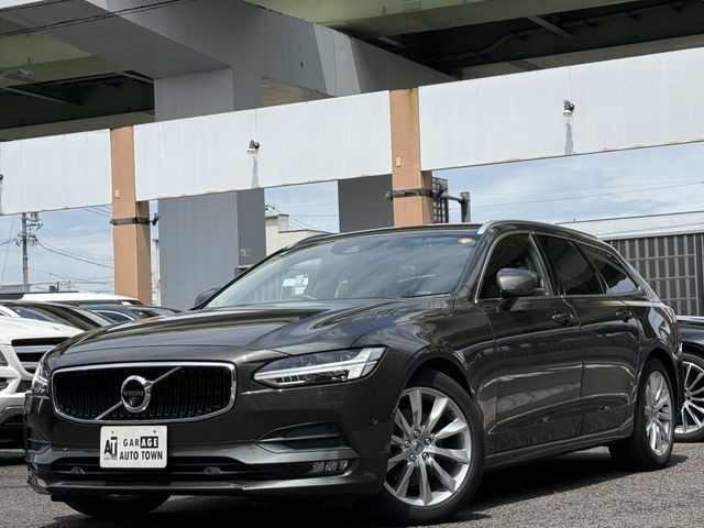 Volvo V90