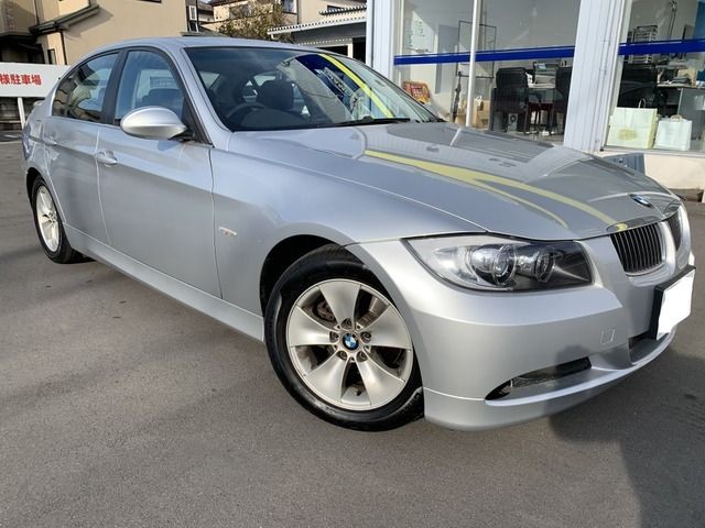 BMW 323I