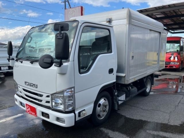 2015 Isuzu ELF