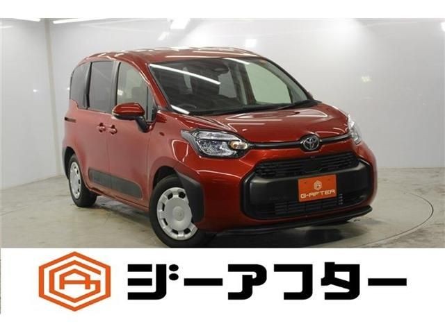 Toyota Sienta HV