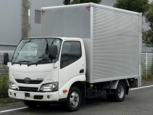 2017 Toyota Dyna