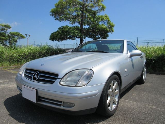 Mercedes-Benz SLK230
