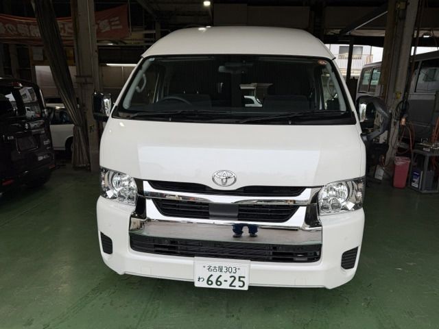 Toyota Hiace W