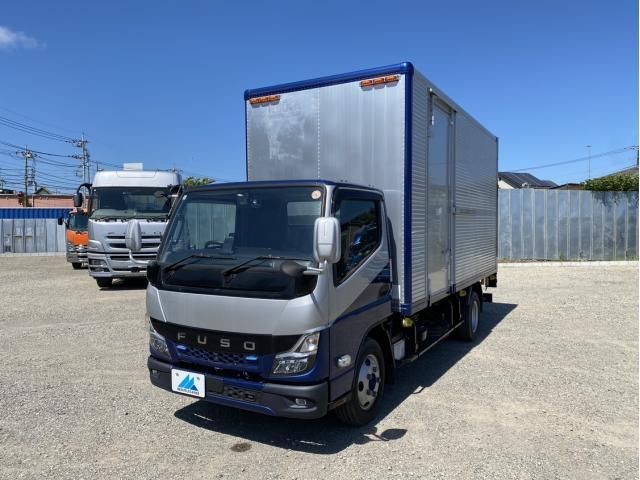 2021 Mitsubishi Canter T