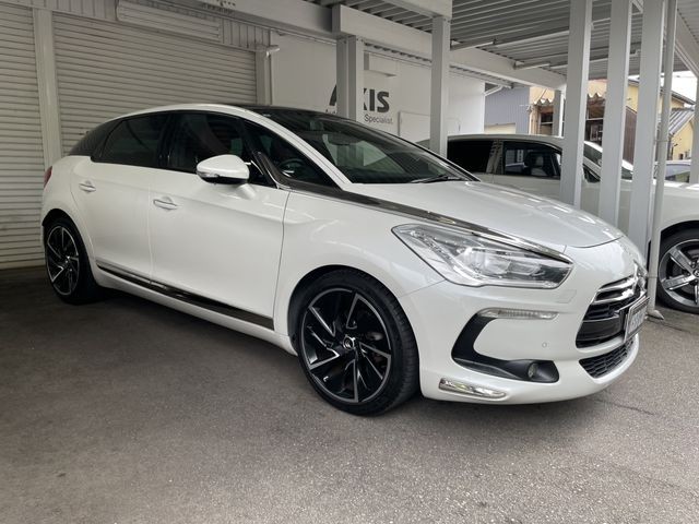 Citroen DS5