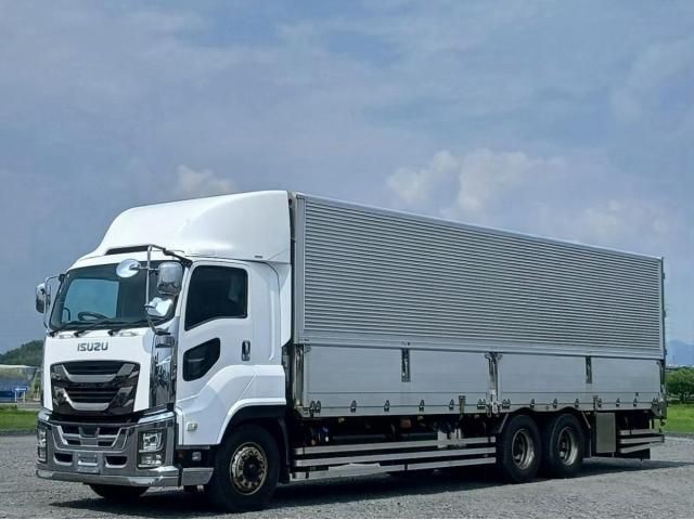 2019 Isuzu Giga