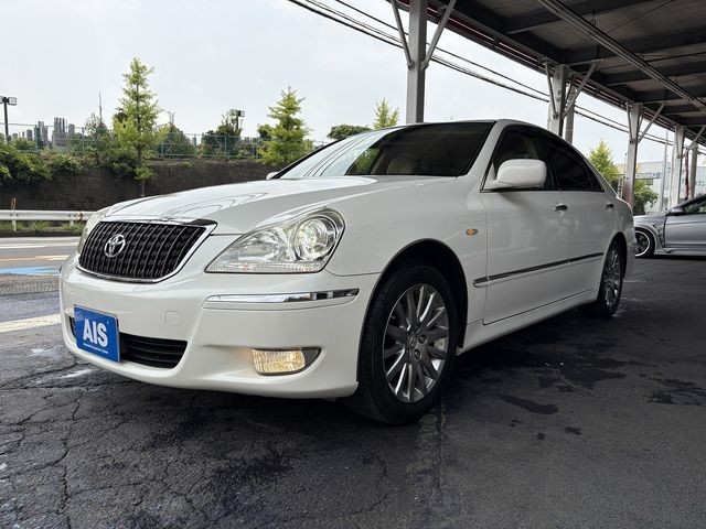 2006 Toyota Crown Majesta
