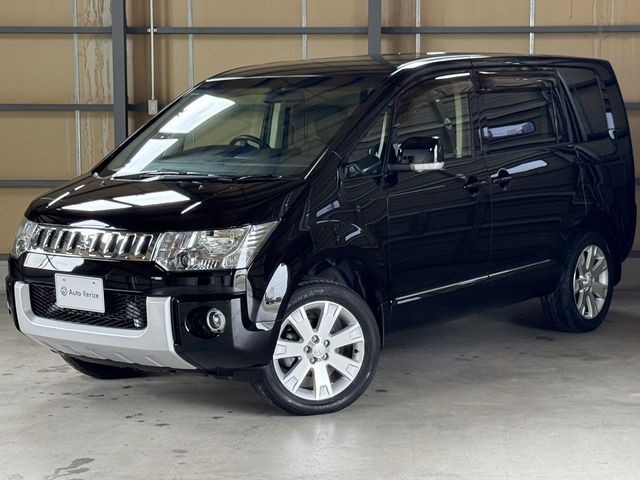2013 Mitsubishi Delica D5
