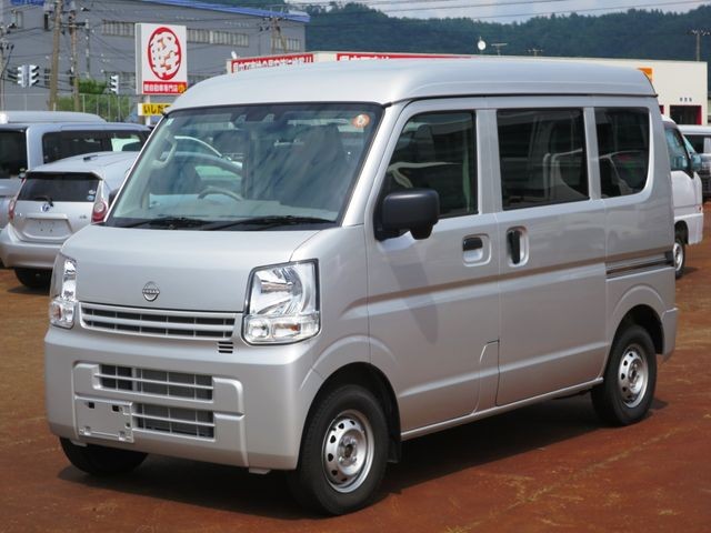 2024 Nissan Clipper V
