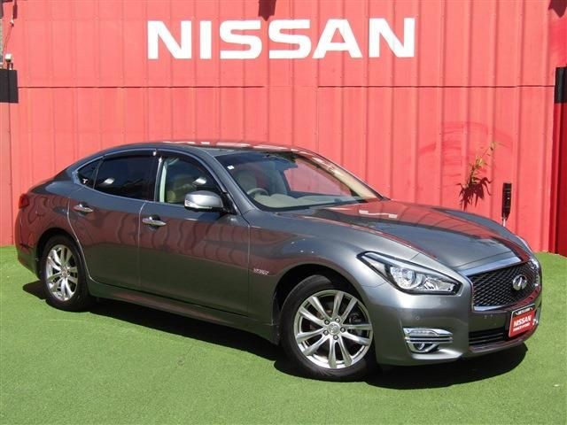 2018 Nissan Fuga HV
