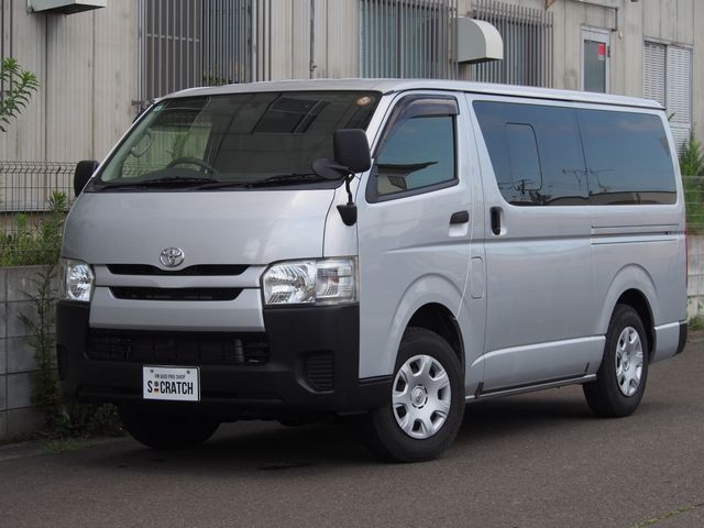 Toyota Hiace V