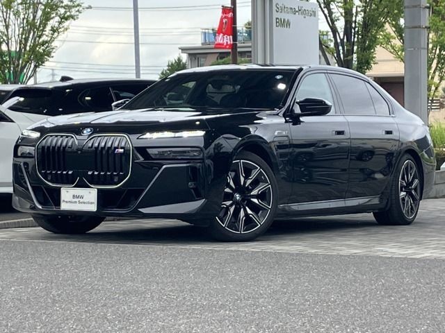 BMW I7