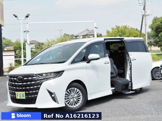 Toyota Alphard HV