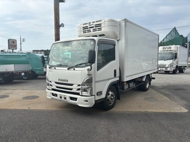 2021 Isuzu ELF