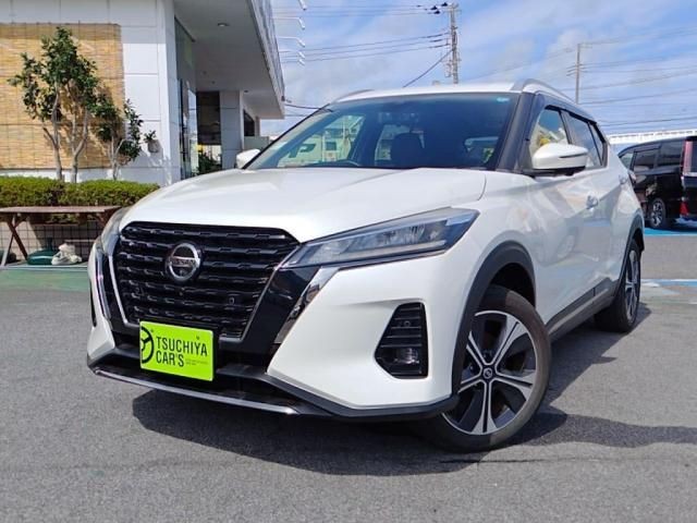 2023 Nissan Kicks