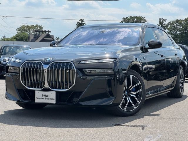 BMW I7