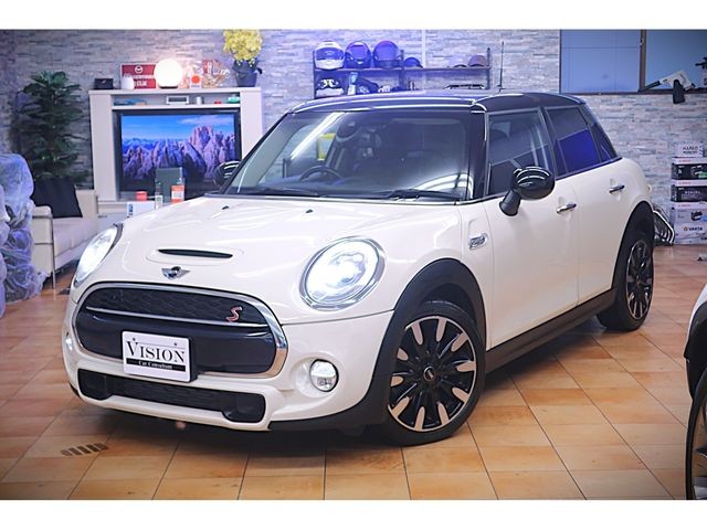 BMW MINI