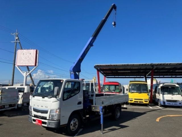 2018 Mitsubishi Canter T