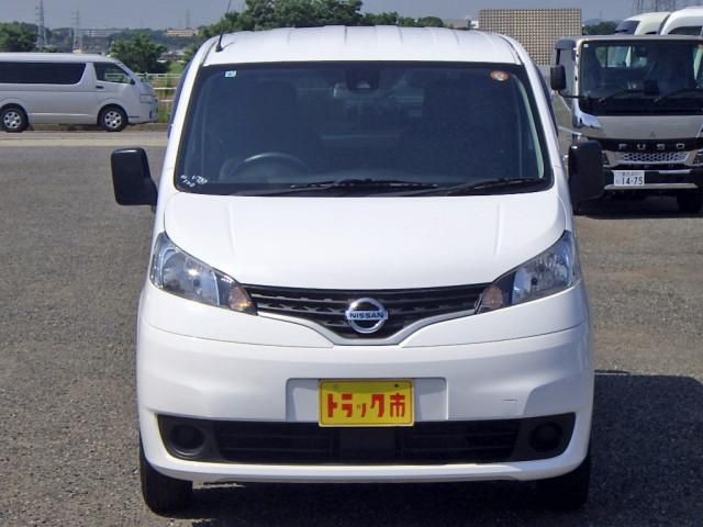 2021 Nissan Vanette V