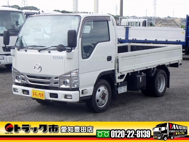 Mazda Titan