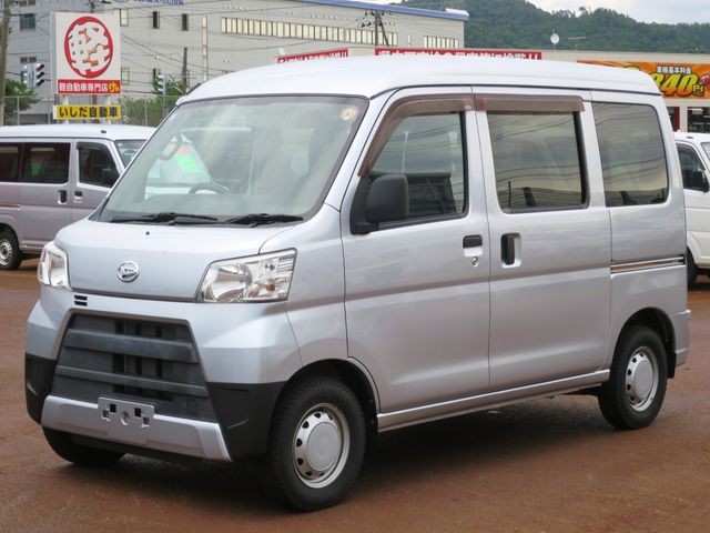 2018 Daihatsu Hijet Cargo
