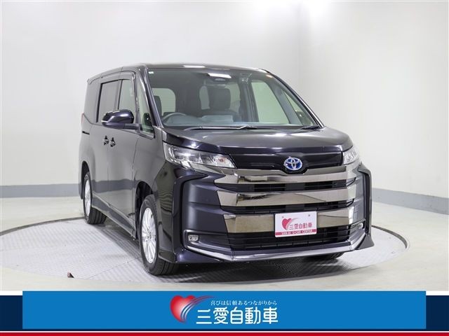Toyota Noah HV