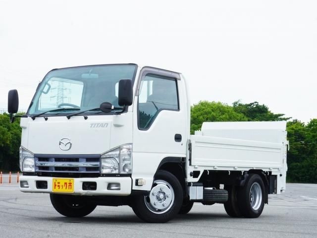 Mazda Titan