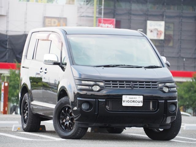 2007 Mitsubishi Delica D5